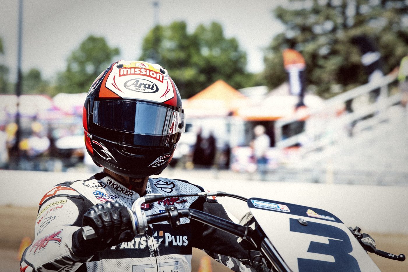 An American Flat Track rider on the grid